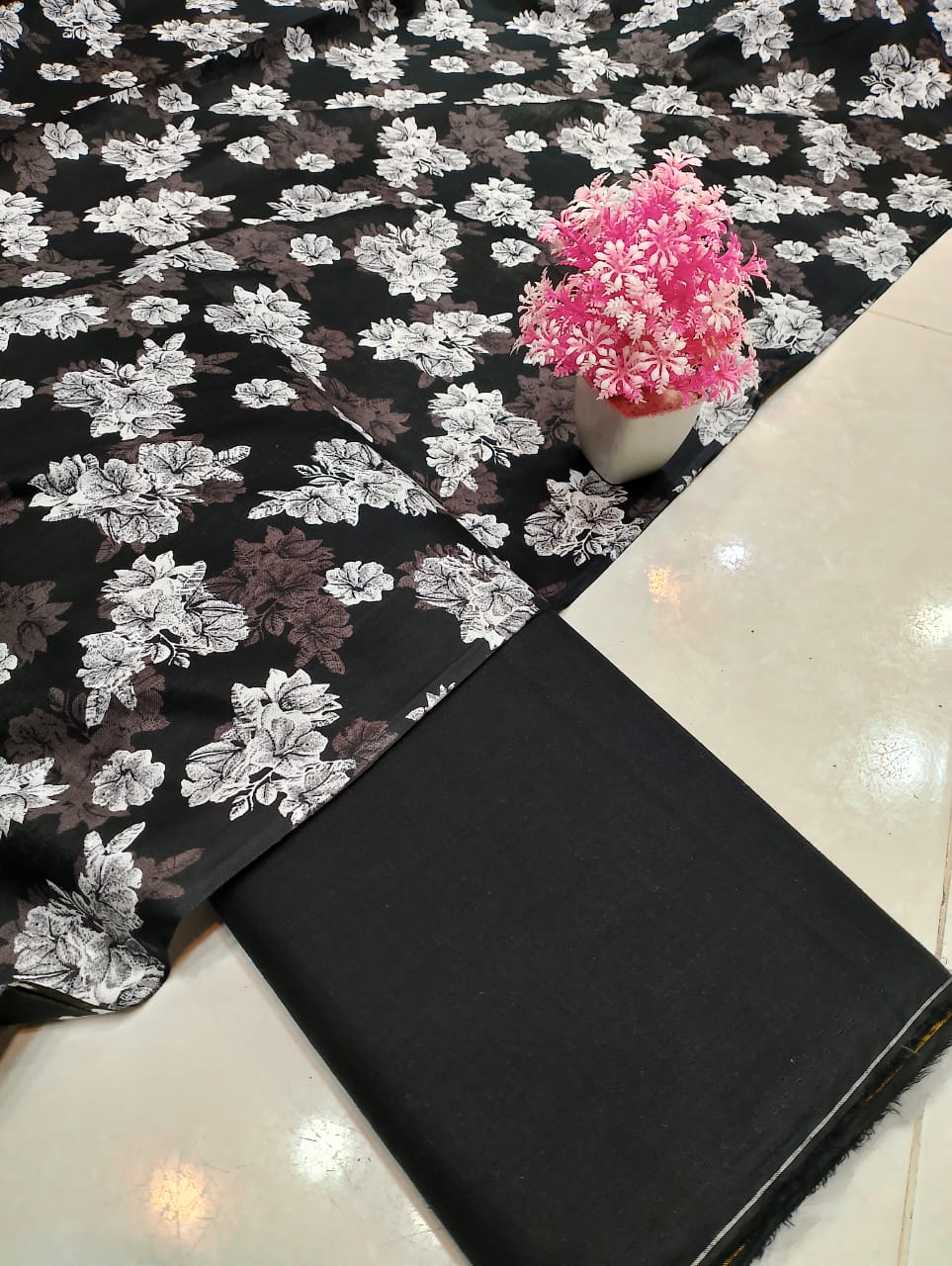 Classic Lawn Vol 2 β 2 Piece Black & White Unstitched Lawn Suit Design 1