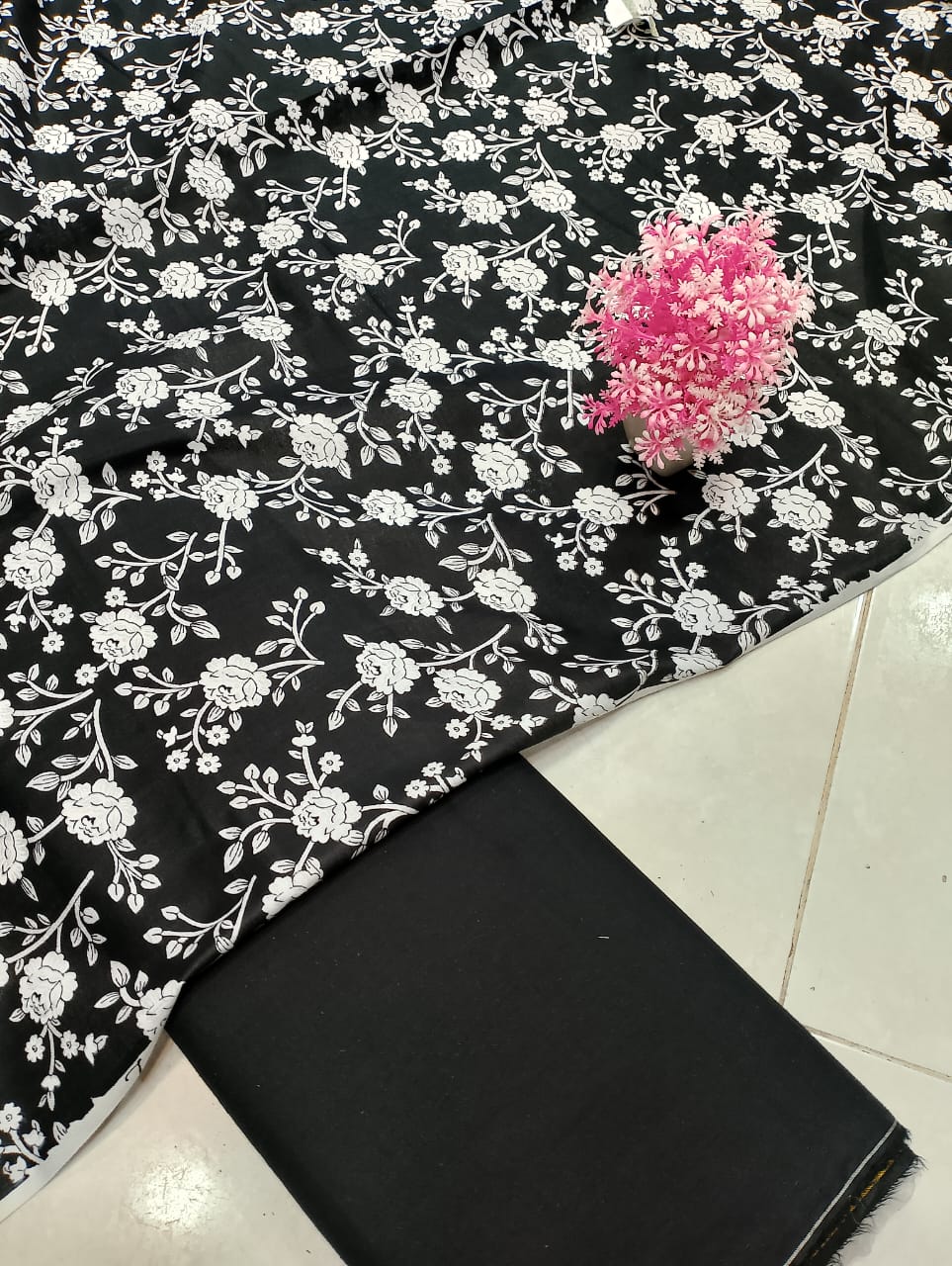 Classic Lawn Vol 2 – 2 Piece Black & White Unstitched Lawn Suit Design 7